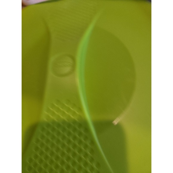 Trudeau Maison Set of 3 Silicone Lids - Picture 10 of 13